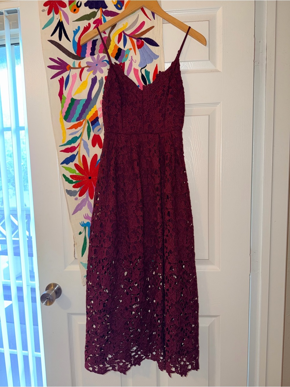 ASTR the label Women's Sleeveless Lace A-Line Midi Dress Wine Red Size XS